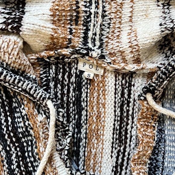 POL BOHO Striped Fringe Sweater -oversized size Small - Picture 2 of 6